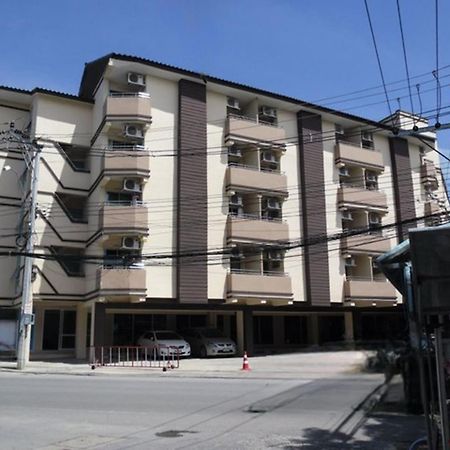 Ladapan Mansion Apartamento Nonthaburi Exterior foto